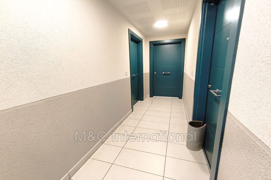 Appartement à vendre à Antibes — Vue sur la ville — photo 12