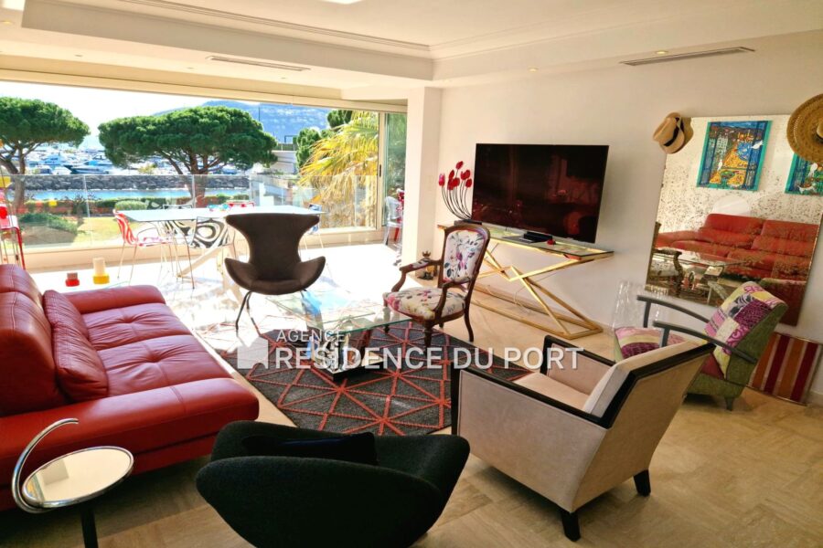Appartement à vendre à Mandelieu-la-Napoule — Vue marina & port — photo 1
