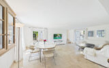 Maison à vendre à Roquefort-les-Pins — Vue parc & jardin — photo 11