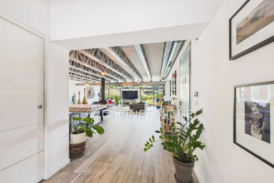 Maison à vendre à Roquefort-les-Pins — Vue parc & jardin — photo 5