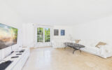 Maison à vendre à Roquefort-les-Pins — Vue parc & jardin — photo 12