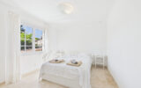 Maison à vendre à Roquefort-les-Pins — Vue parc & jardin — photo 17
