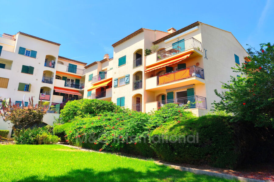 Appartement à vendre à Antibes — Vue parc & jardin — photo 14
