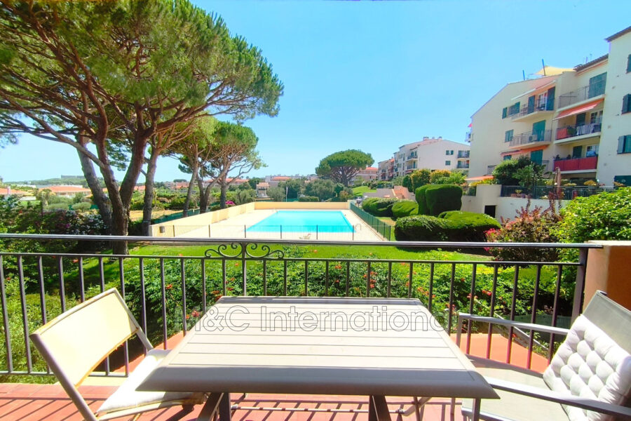 Appartement à vendre à Antibes — Vue parc & jardin — photo 5
