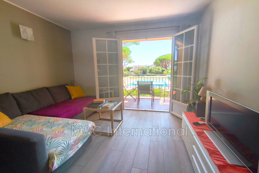 Appartement à vendre à Antibes — Vue parc & jardin — photo 7