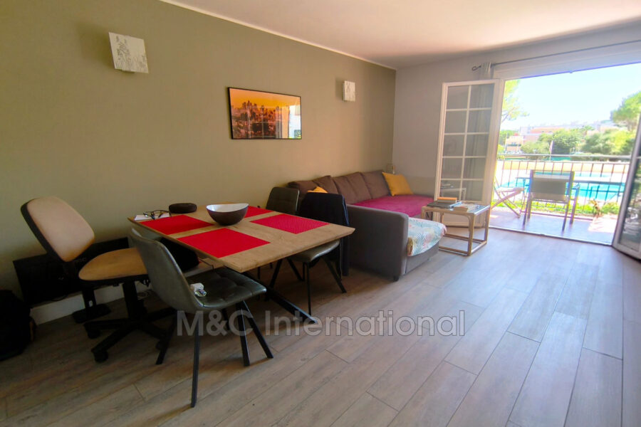 Appartement à vendre à Antibes — Vue parc & jardin — photo 6