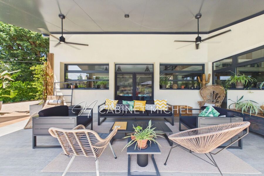 Maison à vendre à Roquefort-les-Pins — Vue parc & jardin — photo 12