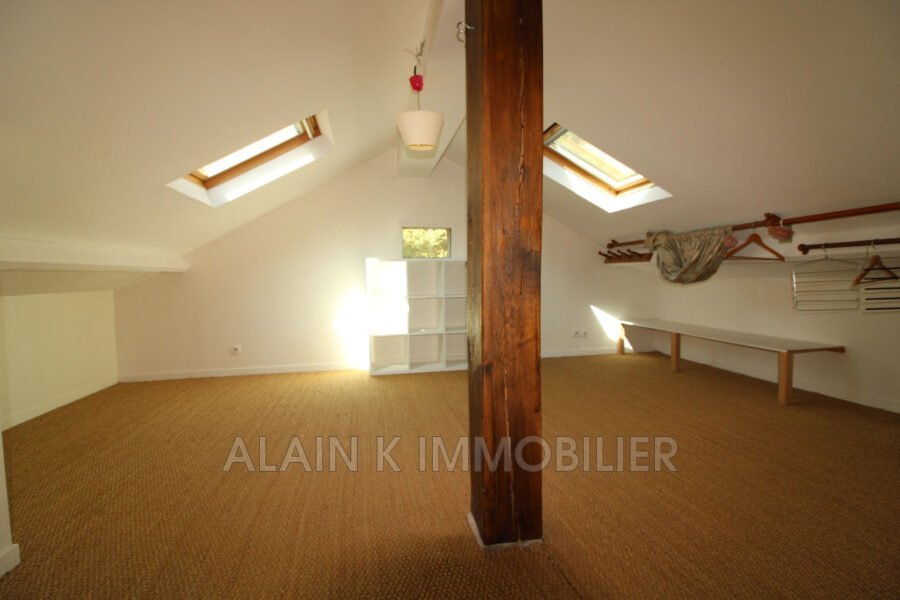 Maison à vendre à Chaville — Vue parc & jardin — photo 9