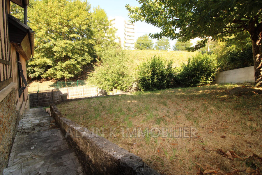 Maison à vendre à Chaville — Vue parc & jardin — photo 1