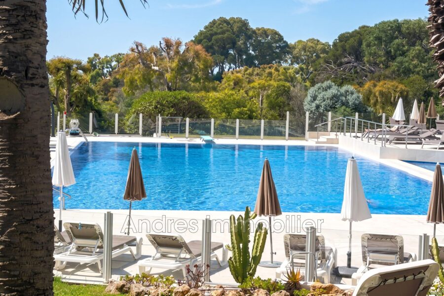 Appartement à vendre à Vallauris — Vue mer — photo 2