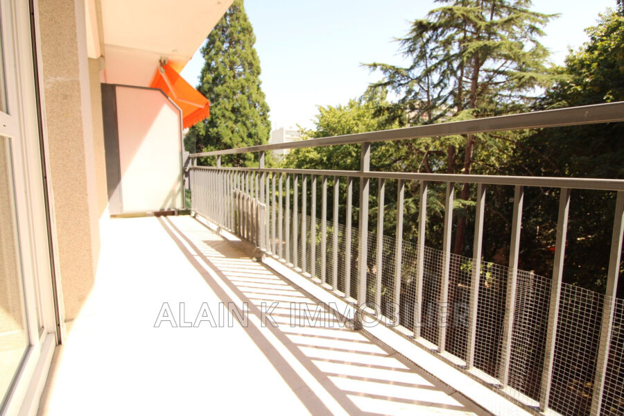Appartement à vendre à Vélizy-Villacoublay — Vue parc & jardin — photo 6