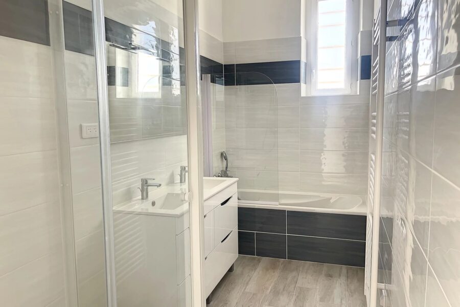 Appartement à louer à Sausset-les-Pins — Vue mer — photo 3