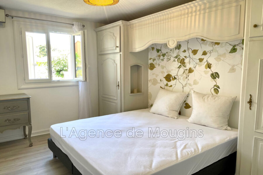 Maison à vendre à Mougins — Vue parc & jardin — photo 13