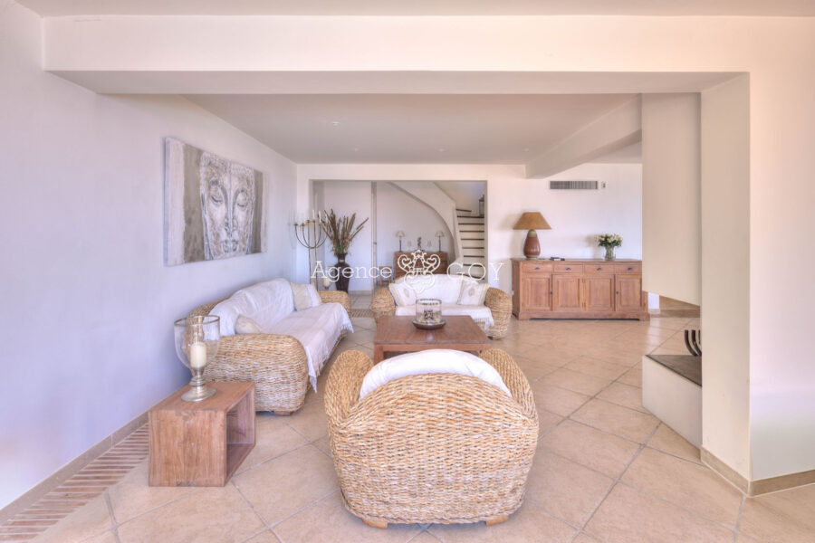 Maison à vendre à Rayol-Canadel-sur-Mer — Vue mer — photo 9