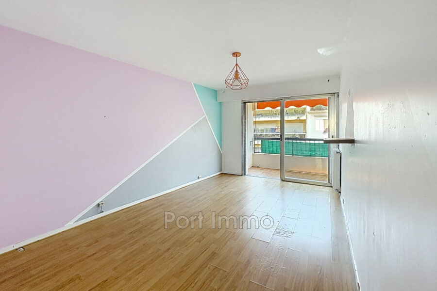 Appartement à vendre à Cagnes-sur-Mer — Vue sur la ville — photo 8