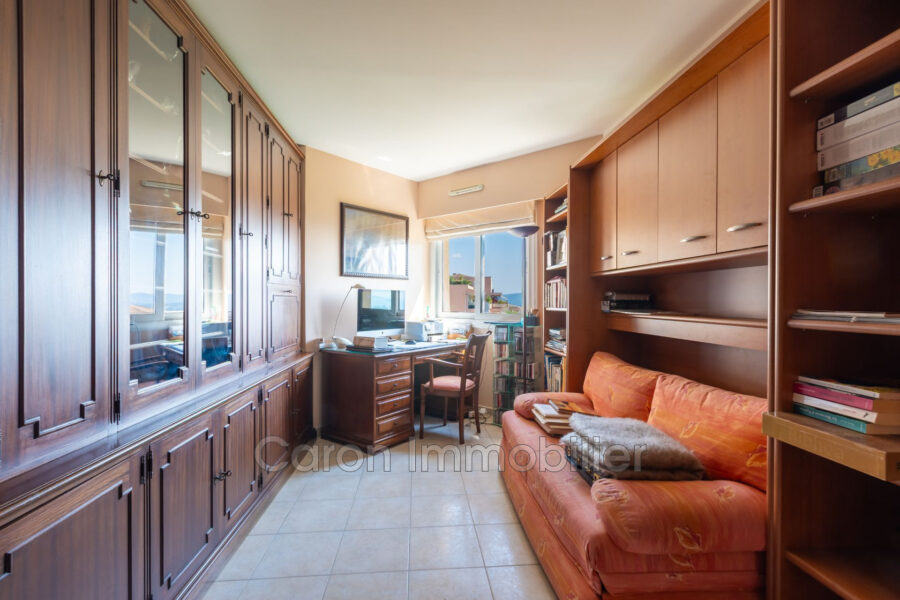 Appartement à vendre à Mandelieu-la-Napoule — Vue mer — photo 12