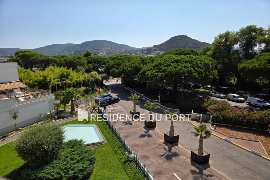 Appartement à vendre à Mandelieu-la-Napoule — Vue nature — photo 1