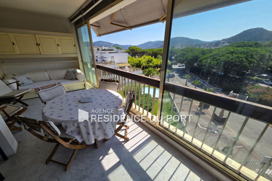 Appartement à vendre à Mandelieu-la-Napoule — Vue nature — photo 2