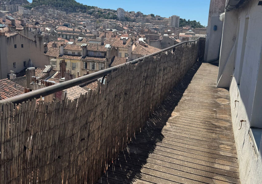 Appartement à vendre à Marseille 1er arrondissement — Vue sur la ville — photo 9