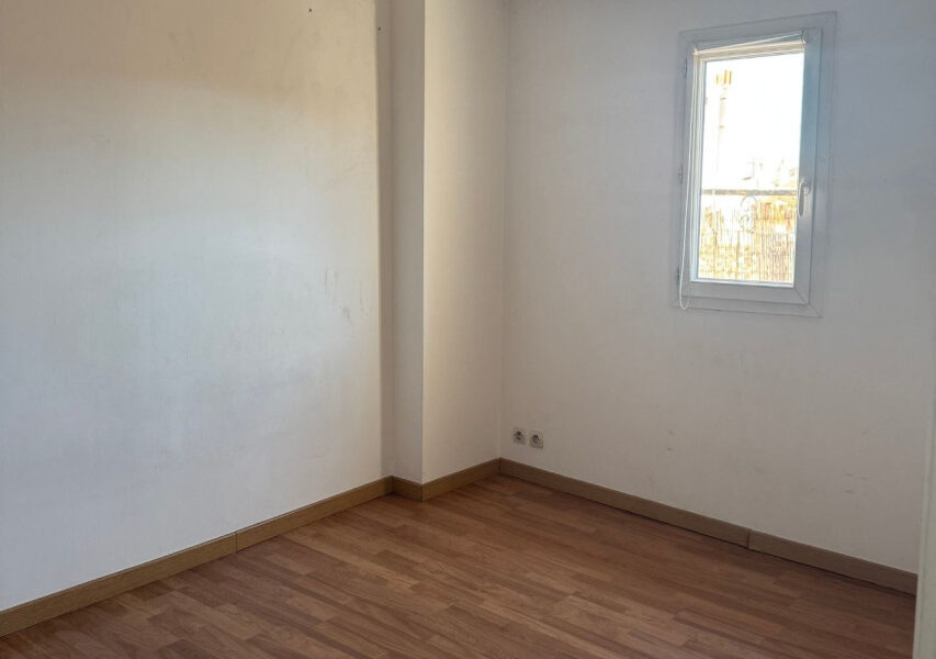 Appartement à vendre à Marseille 1er arrondissement — Vue sur la ville — photo 12