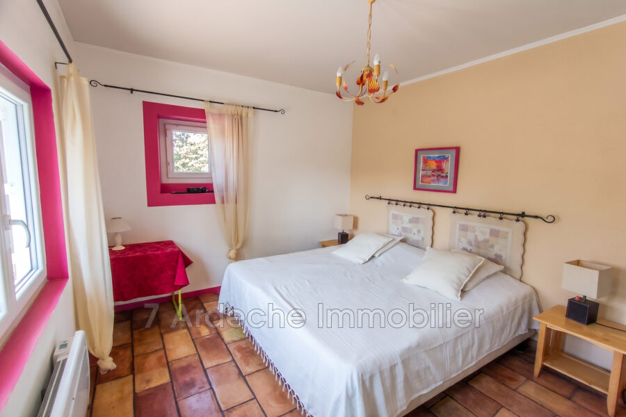 Maison à vendre à Villeneuve-de-Berg — Vue nature — photo 16