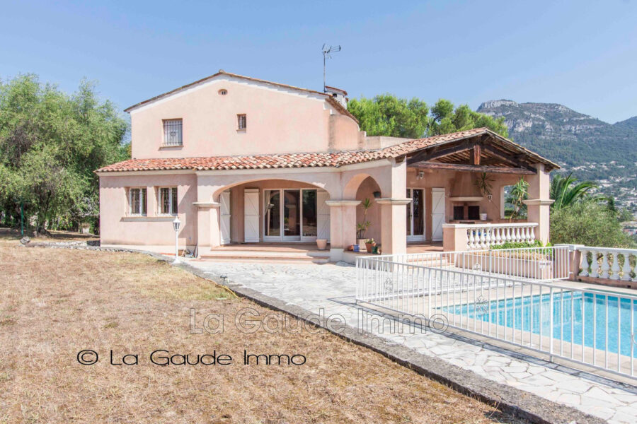 Maison à vendre à La Gaude — Vue montagne — photo 2