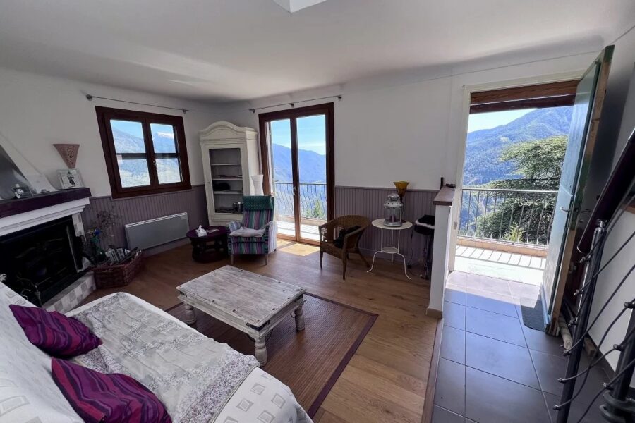 Maison à vendre à Roure — Vue montagne — photo 3