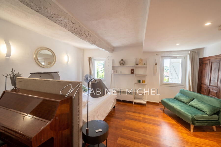 Maison à vendre à Le Rouret — Vue nature — photo 11