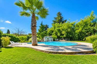 Maison à vendre à Roquefort-les-Pins