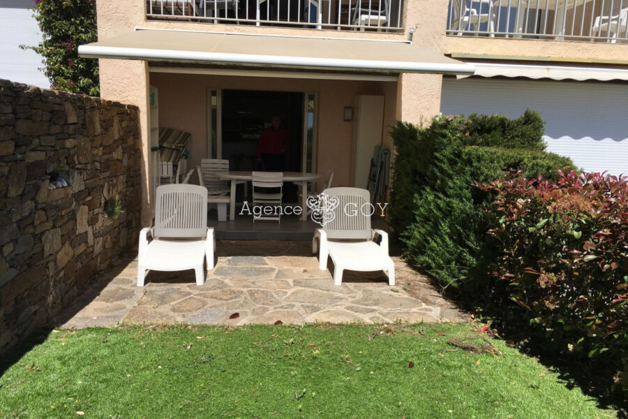 Appartement à vendre à Le Lavandou — Vue mer — photo 3