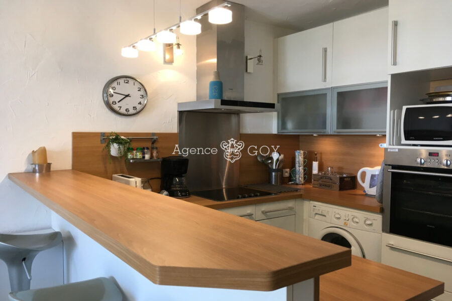 Appartement à vendre à Le Lavandou — Vue mer — photo 6