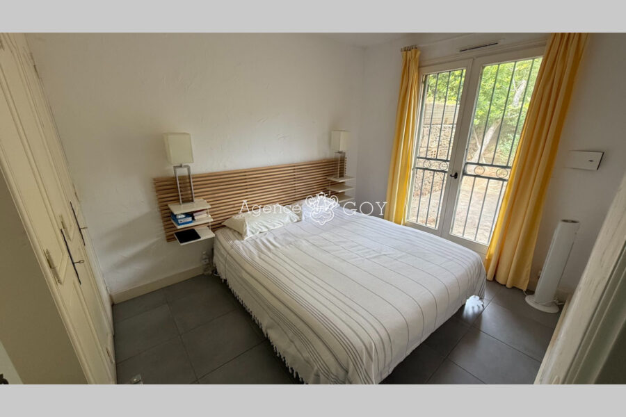 Appartement à vendre à Le Lavandou — Vue mer — photo 7