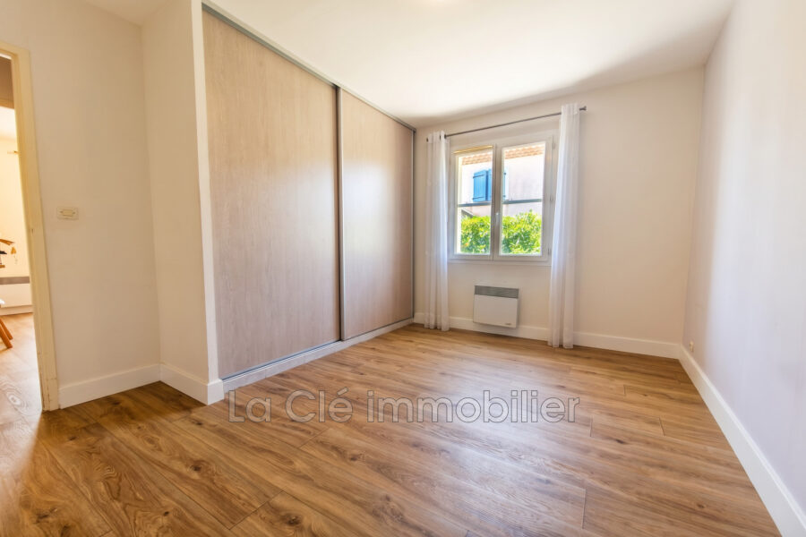Maison à vendre à Aigues-Mortes — Vue parc & jardin — photo 12