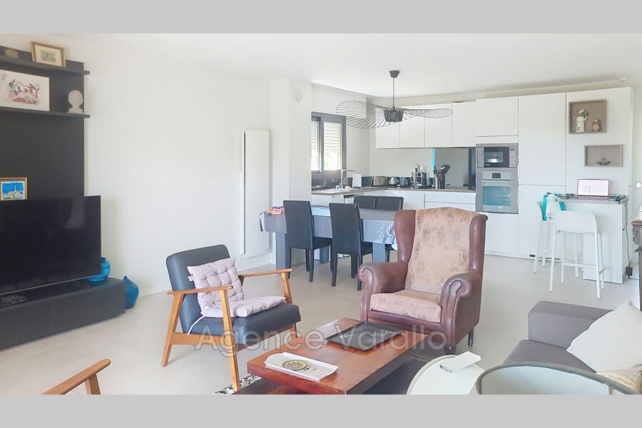 Appartement à louer à Juan-les-Pins — Vue mer — photo 6
