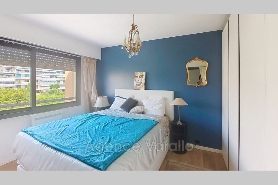 Appartement à louer à Juan-les-Pins — Vue mer — photo 8