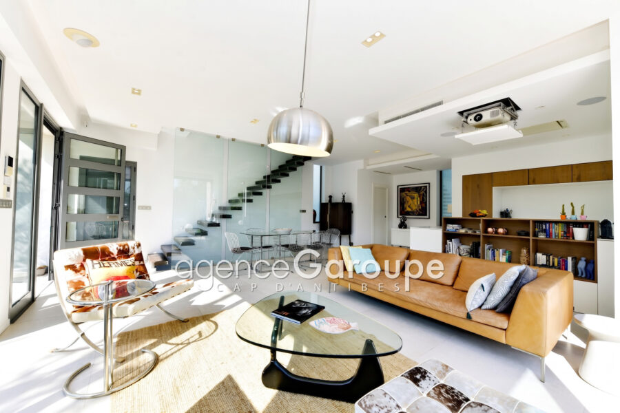 Maison à vendre à Cap-d&rsquo;Antibes — Vue parc & jardin — photo 4