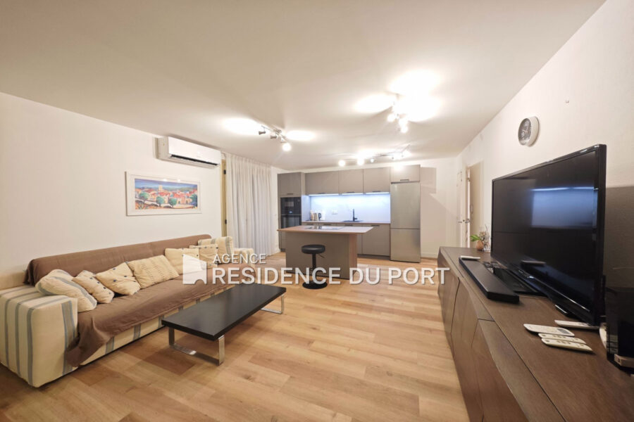 Appartement à vendre à Mandelieu-la-Napoule — Vue parc & jardin — photo 4