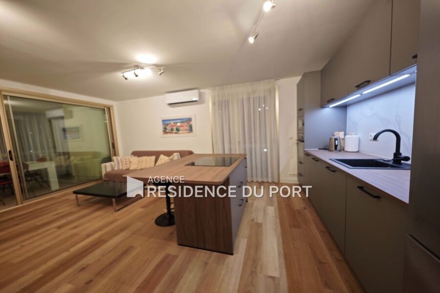 Appartement à vendre à Mandelieu-la-Napoule — Vue parc & jardin — photo 6