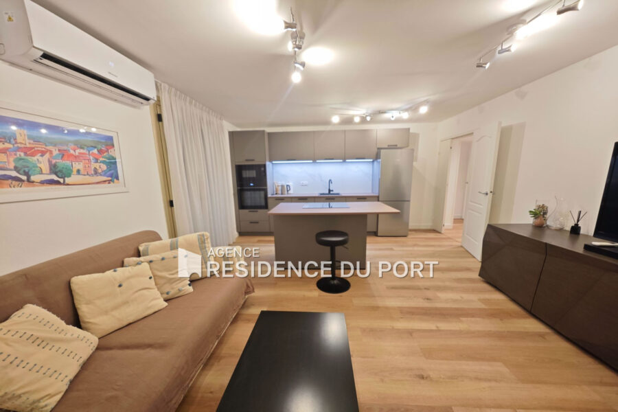 Appartement à vendre à Mandelieu-la-Napoule — Vue parc & jardin — photo 3