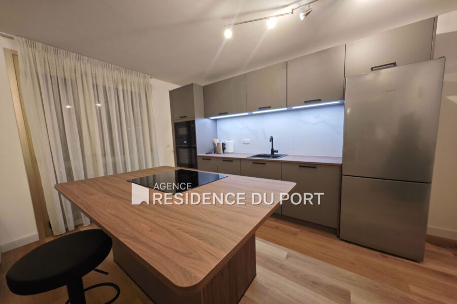 Appartement à vendre à Mandelieu-la-Napoule — Vue parc & jardin — photo 8