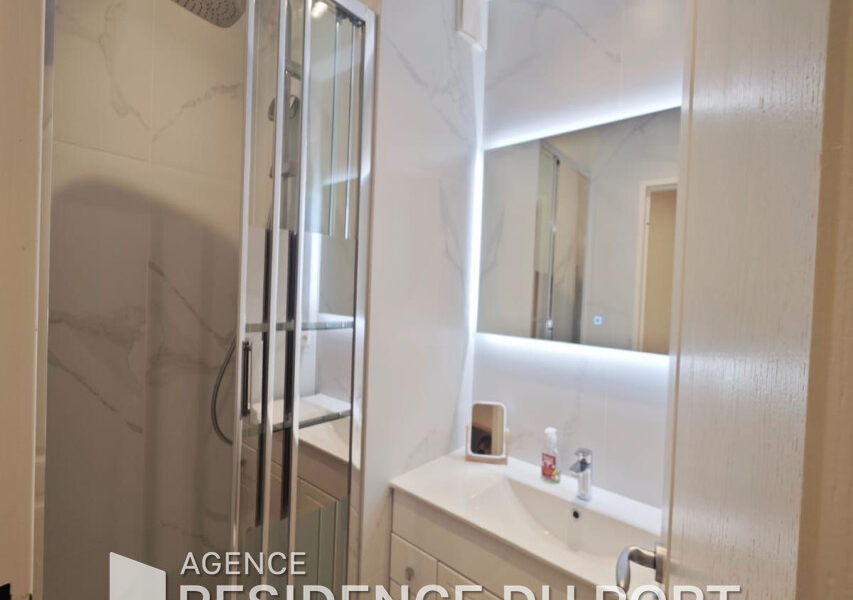 Appartement à vendre à Mandelieu-la-Napoule — Vue parc & jardin — photo 13