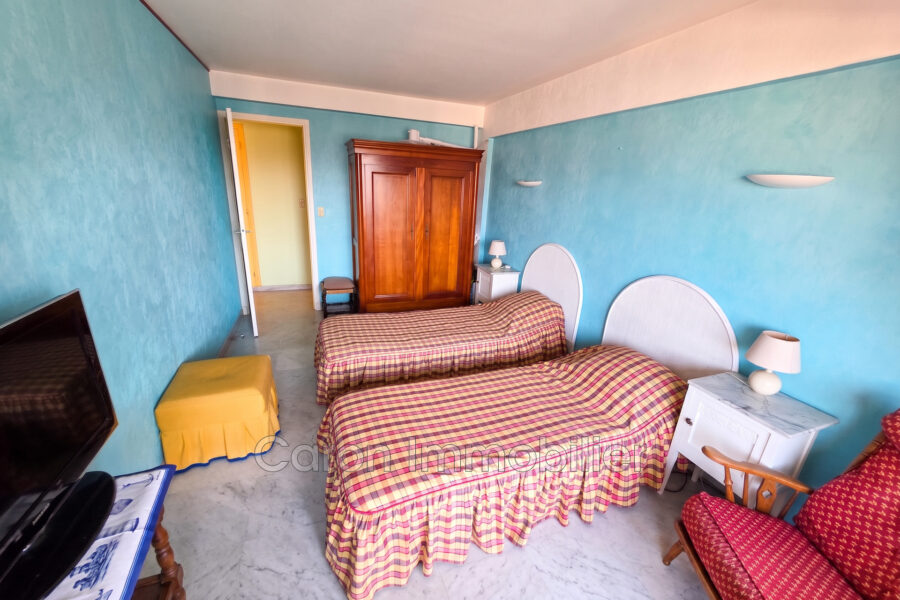 Appartement à vendre à Mandelieu-la-Napoule — Vue sur la ville — photo 9