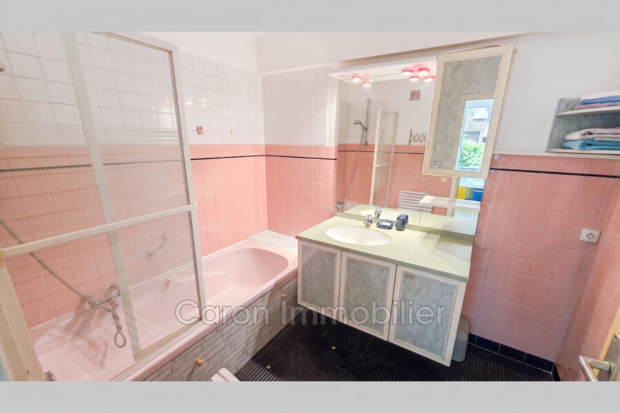 Appartement à vendre à Mandelieu-la-Napoule — Vue sur la ville — photo 11