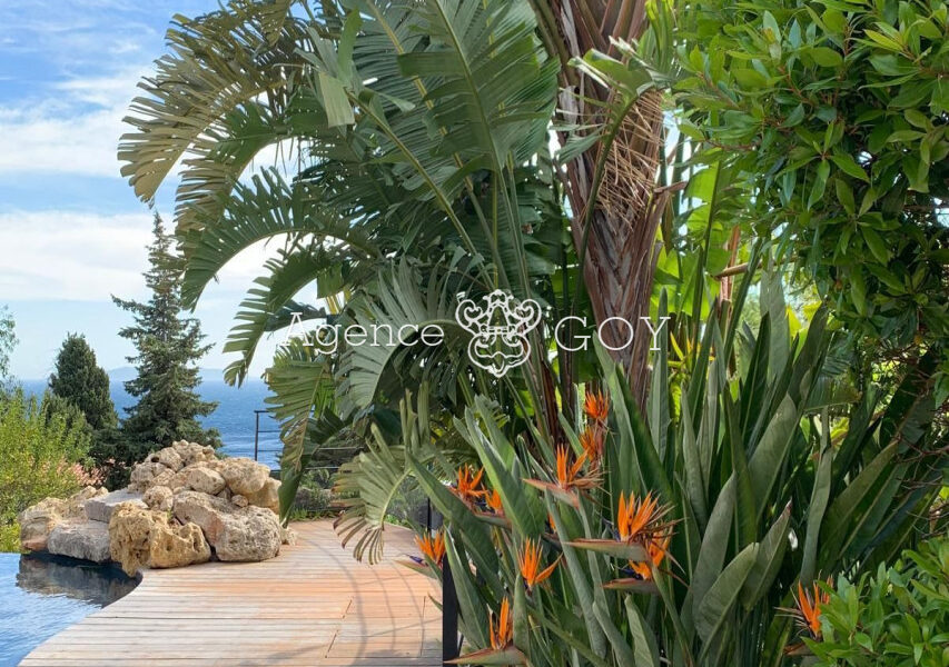 Maison à vendre à Rayol-Canadel-sur-Mer — Vue mer — photo 12