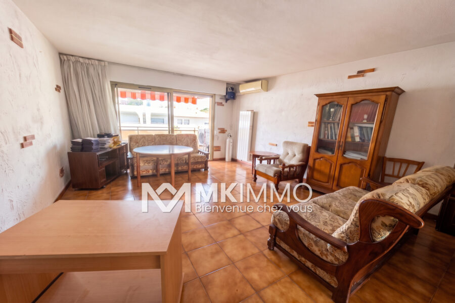 Appartement à vendre à Saint-Laurent-du-Var — Vue sur la ville — photo 7