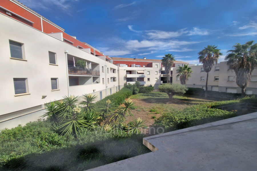Appartement à vendre à Canet-en-Roussillon — Vue sur la ville — photo 13