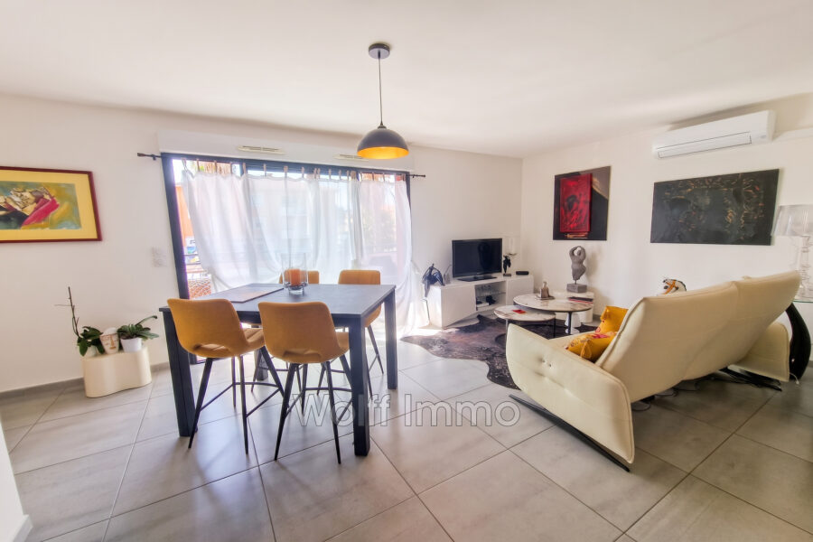 Appartement à vendre à Canet-en-Roussillon — Vue sur la ville — photo 2