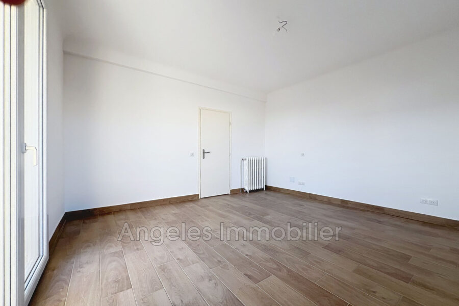 Maison à vendre à Juan-les-Pins — Vue mer — photo 9