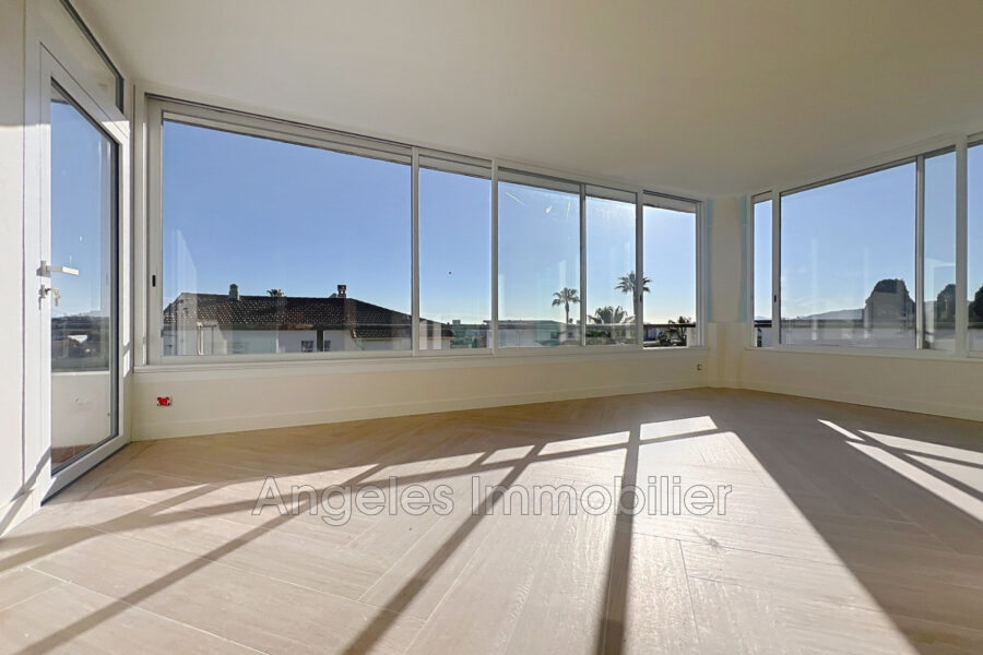 Maison à vendre à Juan-les-Pins — Vue mer — photo 12