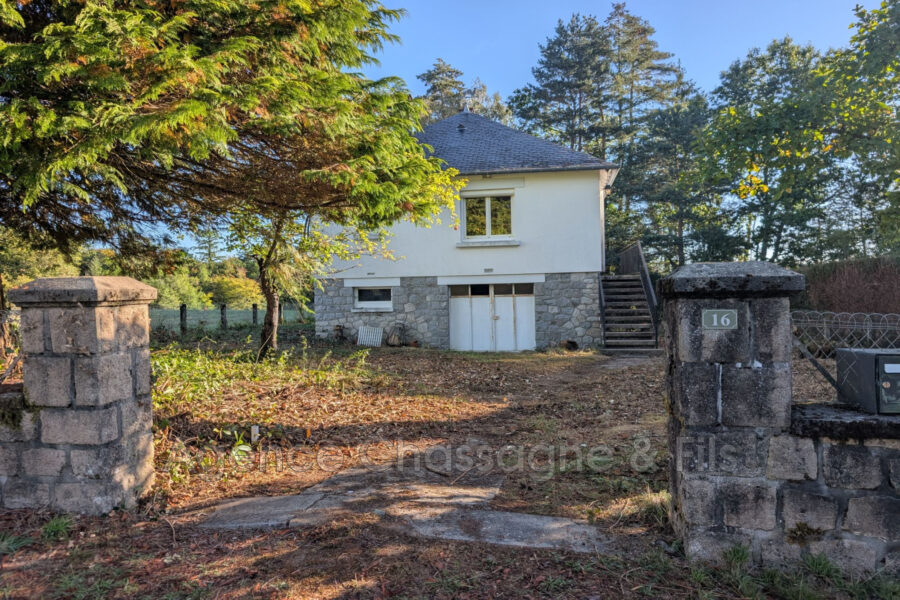 Maison à vendre à Clergoux — Vue parc & jardin — photo 2
